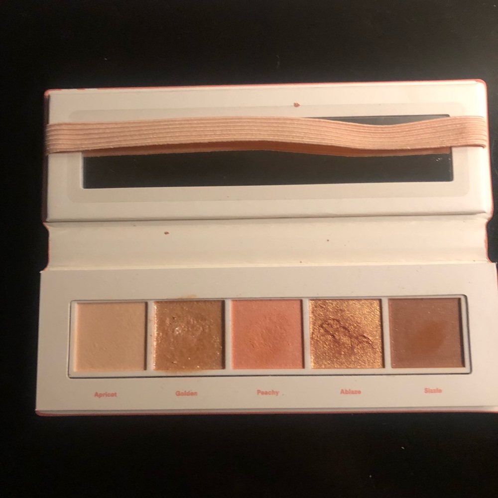 Peach Eye Shadow Bundle- Morphe, Ulta, Colourpop - Picture 2 of 12